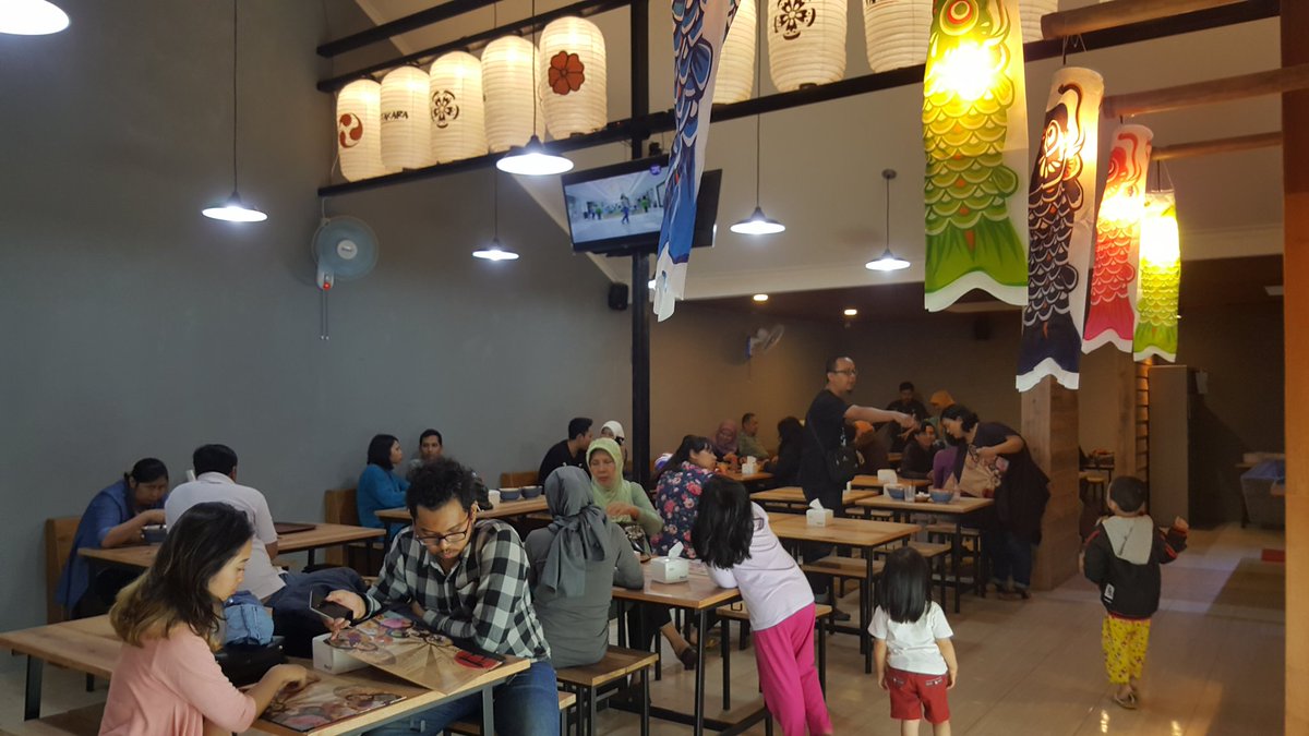 Kedai Ling-Ling tweet media