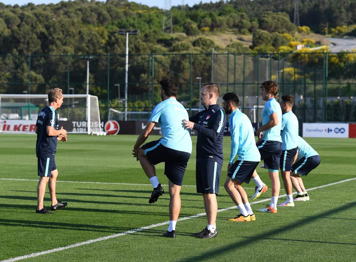 FMPA_Register's tweet photo. Welcome Callum Walsh @Walshy2123 to the Football Medicine Register @FootballMedSci #football #PlayersPerformance
https://t.co/zWVKzqKxKi https://t.co/TJtOj7C2YU