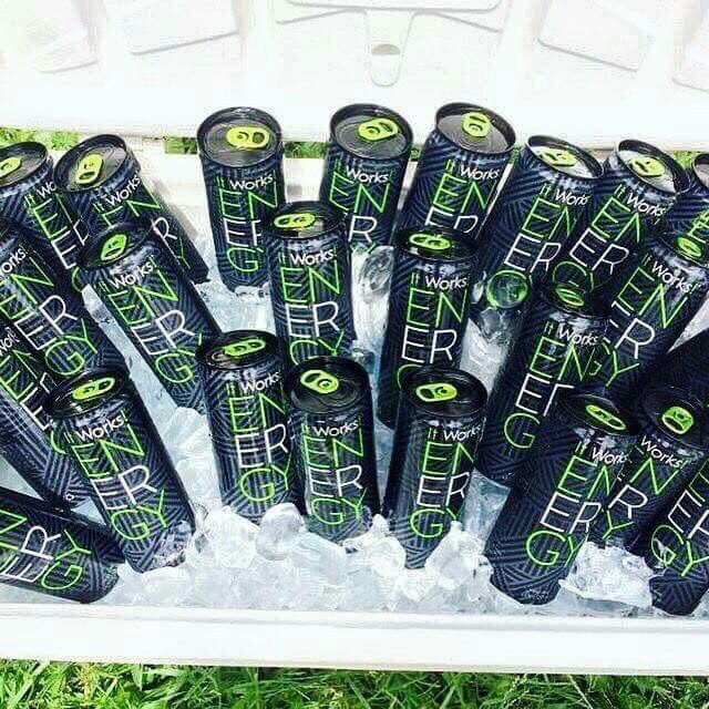itworksshawn's tweet photo. Interested in #Natural #Energy⁉️⁉️
Compare us to other supplements on the market, GO AHEAD I DARE YOU 🙃😃💋
#BringIt 💚💚💚💚 https://t.co/gwVdWMaYD4