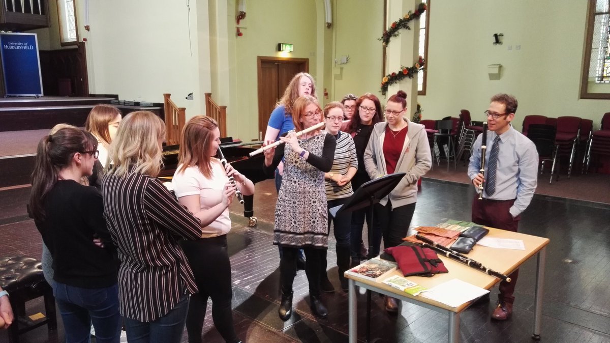HuCPeR's tweet photo. Dr Martyn Shaw workshopping early flutes with our undergraduate instrumentalists @fluteymartyn @Hudds_Uni_Music https://t.co/NvKgnfkLh8