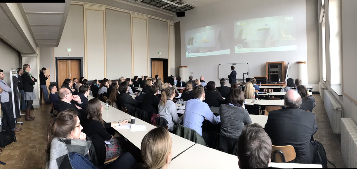 tomderuyck's tweet photo. Full house for the Best of Belgium session at #gor17! @needle_finder from @HaystackInt kicking-off: VR in Sensory Research! #mrx #newmr https://t.co/EfjRTqsdSB