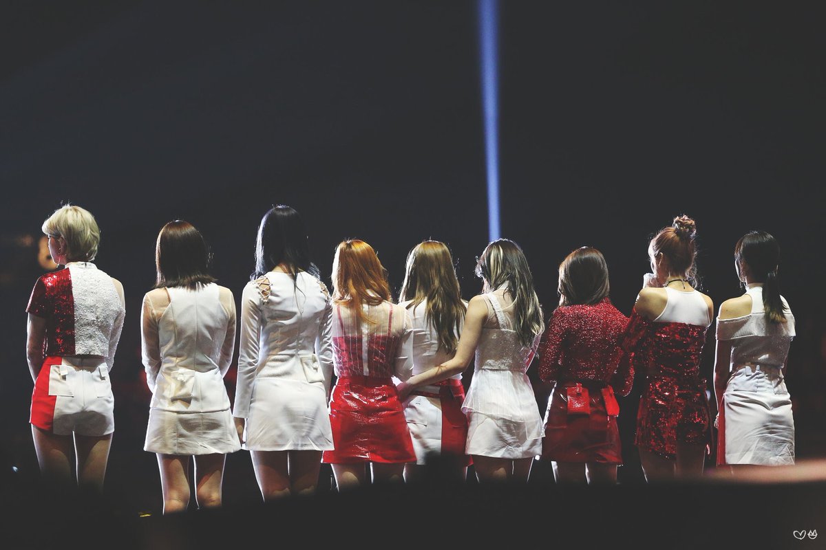 tan_forest's tweet photo. There's no reason not to love these 9 precious kids. I wish them every happiness in the world #protwice #standbymina #getwellsoonJihyo https://t.co/rw64CK2BhF