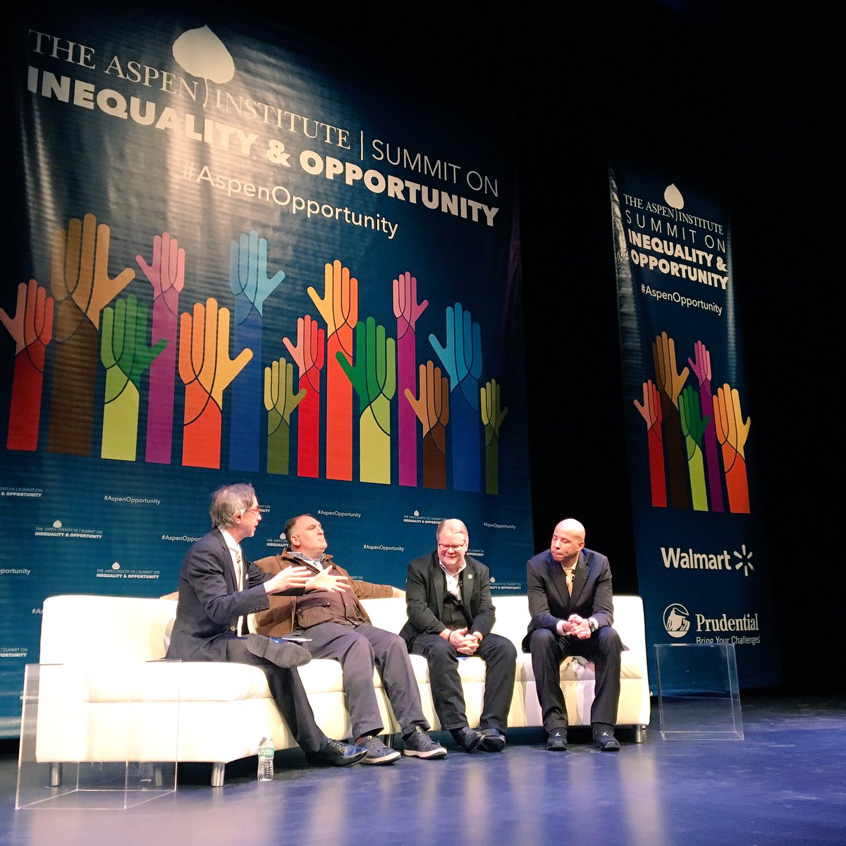 joseandresgroup's tweet photo. #HappeningNow: @chefjoseandres, @CKummer, @MikeCurtinDCCK &amp; Tony Vinson of @dcck talk hunger &amp; opportunity @AspenInstitute #AspenOpportunity https://t.co/vNin344nrN