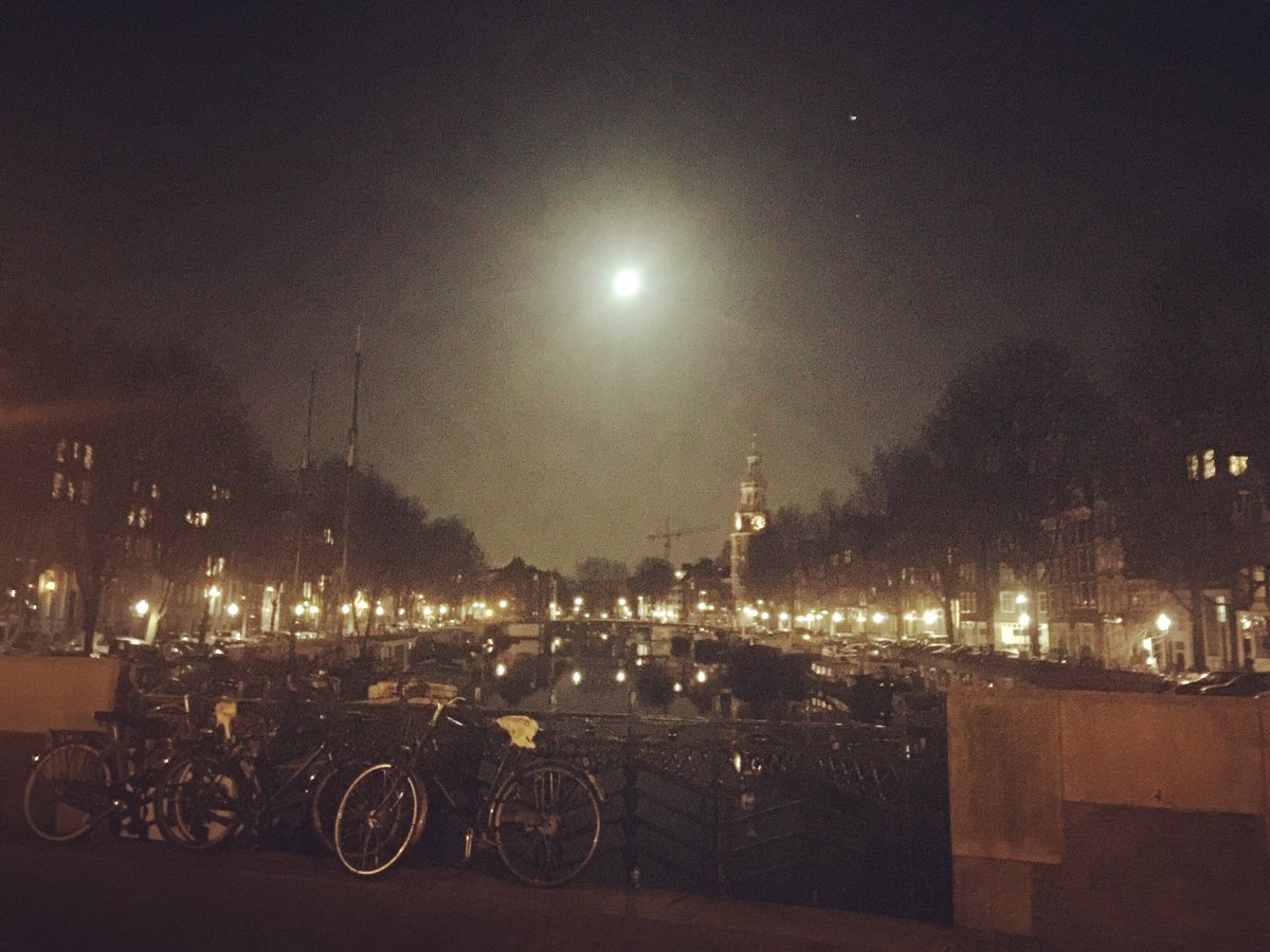 borzou's tweet photo. Leaving Netherlands. So nice to work in place where journalists regarded as pillars of civil society & not spies, criminals or enemies. 🇳🇱 https://t.co/Aet7yvBRma