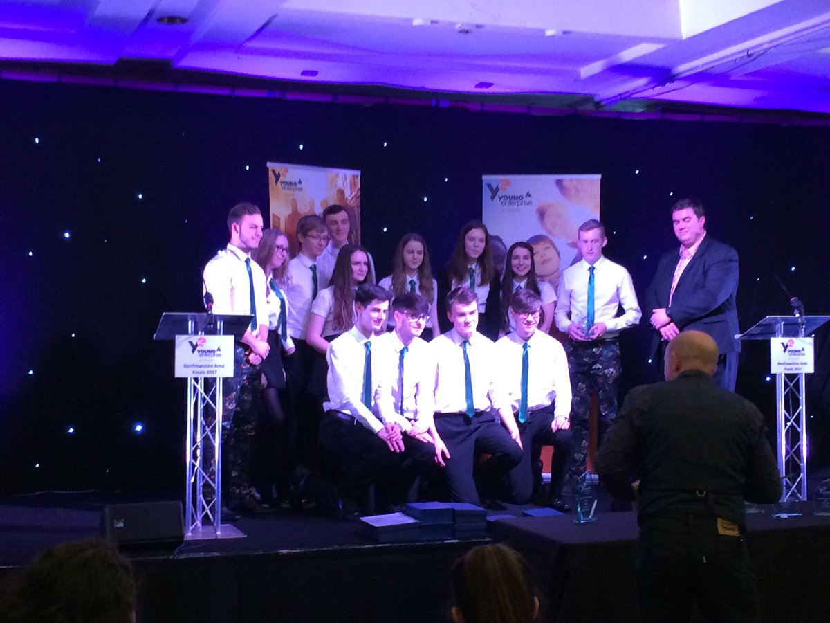 invacadEng's tweet photo. Well done to @invacad @YE_Scotland teams @WYBI_YE and @YOUniqueFrames in winning 3 awards at #YEREN2017 https://t.co/1rd6exZORT