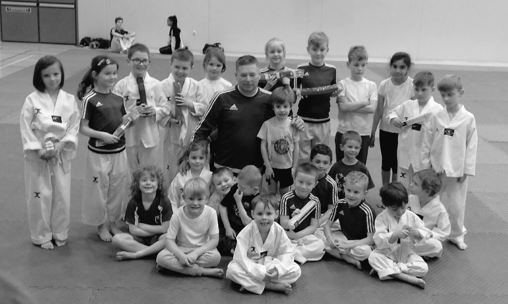 QuestBarnsley's tweet photo. Educate, Entertain, Inspire

🥋

@QuestTaekwondo
@BritTaekwondo
@Etu_taekwondo
@YorkshireSport #TKD
@GBTaekwondo
#Educate #Entertain #Inspire https://t.co/ITbcBBhvdF