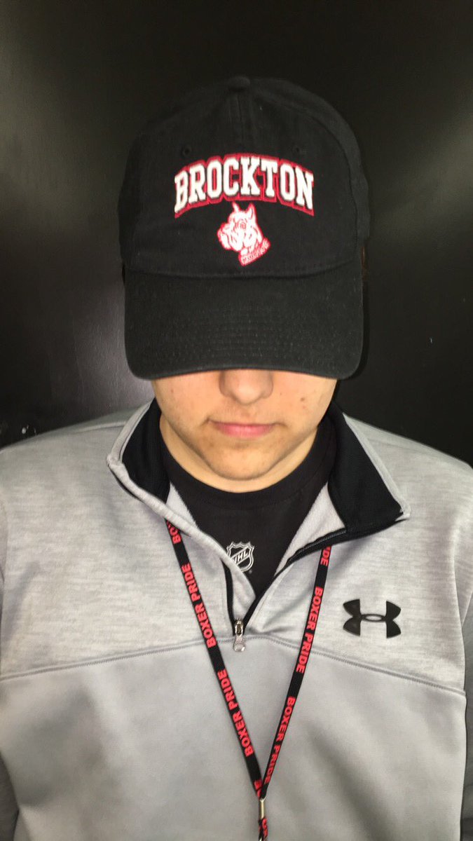BrocktonDeca's tweet photo. New hats at deca!! $20 come buy one today! https://t.co/w1zOZwML17