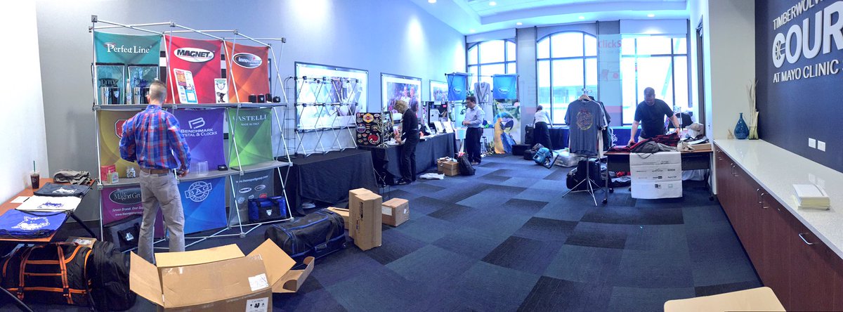 PromotionSelect's tweet image. A handful of our fabulous suppliers setting up for what&apos;s sure to be a great day!
[More pics to come!]