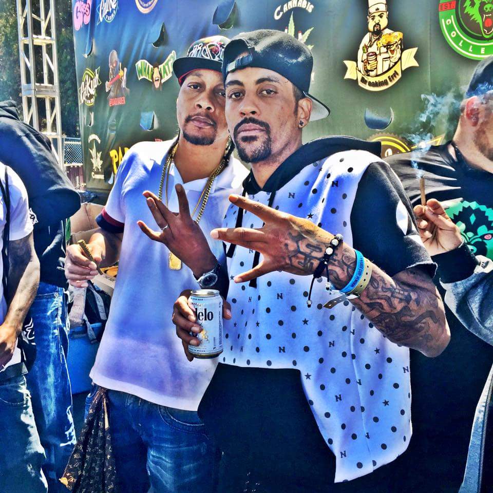 FadedBoyz's tweet image. Dj quik said we was on! You young nigga&apos;s got talent! Legends showing love smoking bigg! #levels #differentlevels ground floor to 100th