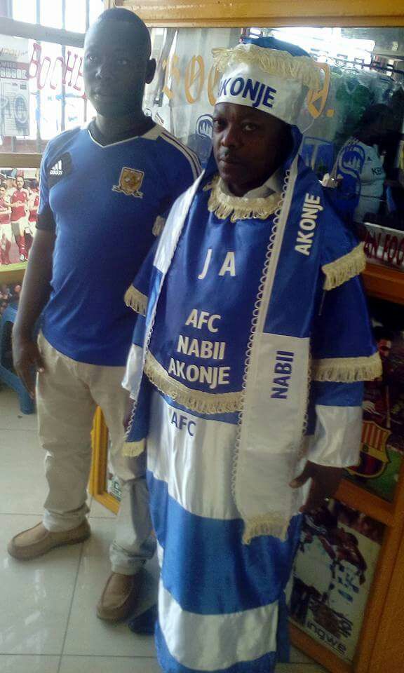 stanoambeyi's tweet photo. Nabii Akonje......Fanatism
#INGWE2017
@AFCLeopards https://t.co/ziUMOzYmEB