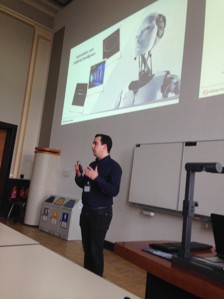 boobook_world's tweet photo. @tomderuyck @InSites @GOR17 introducing #AI to the German Research community https://t.co/YD0qE0BtKZ