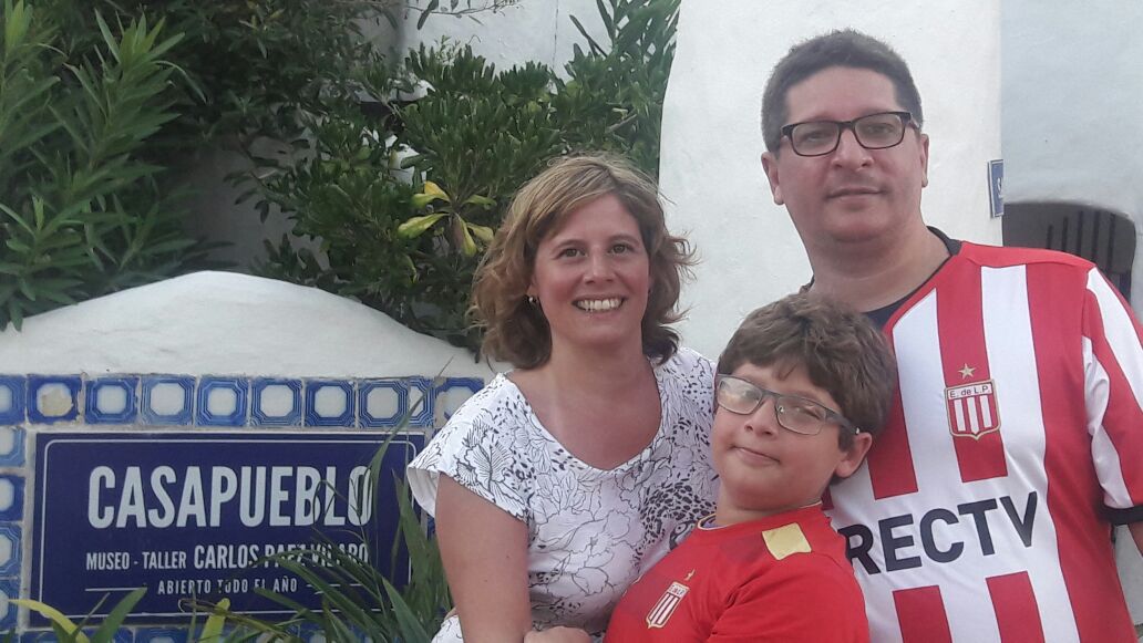 RTaglia's tweet photo. #Vacaciones #PuntaDelEste #CasaPueblo #EDLP
@ChinoTaglia #Vero #Poupee y #FelipeQuinto
Inmejorables vistas desde este paradisíaco lugar https://t.co/VNtJdXwqnO