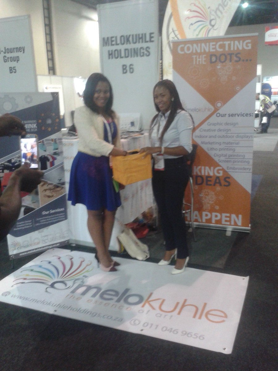 BulbAdvertising's tweet photo. Day: 01 at the
#sandtonconventioncentre
#GEC2017 
One lucky winner gets to walk away with a roll-up banner including free design😀😃 https://t.co/gV6moOXOMj