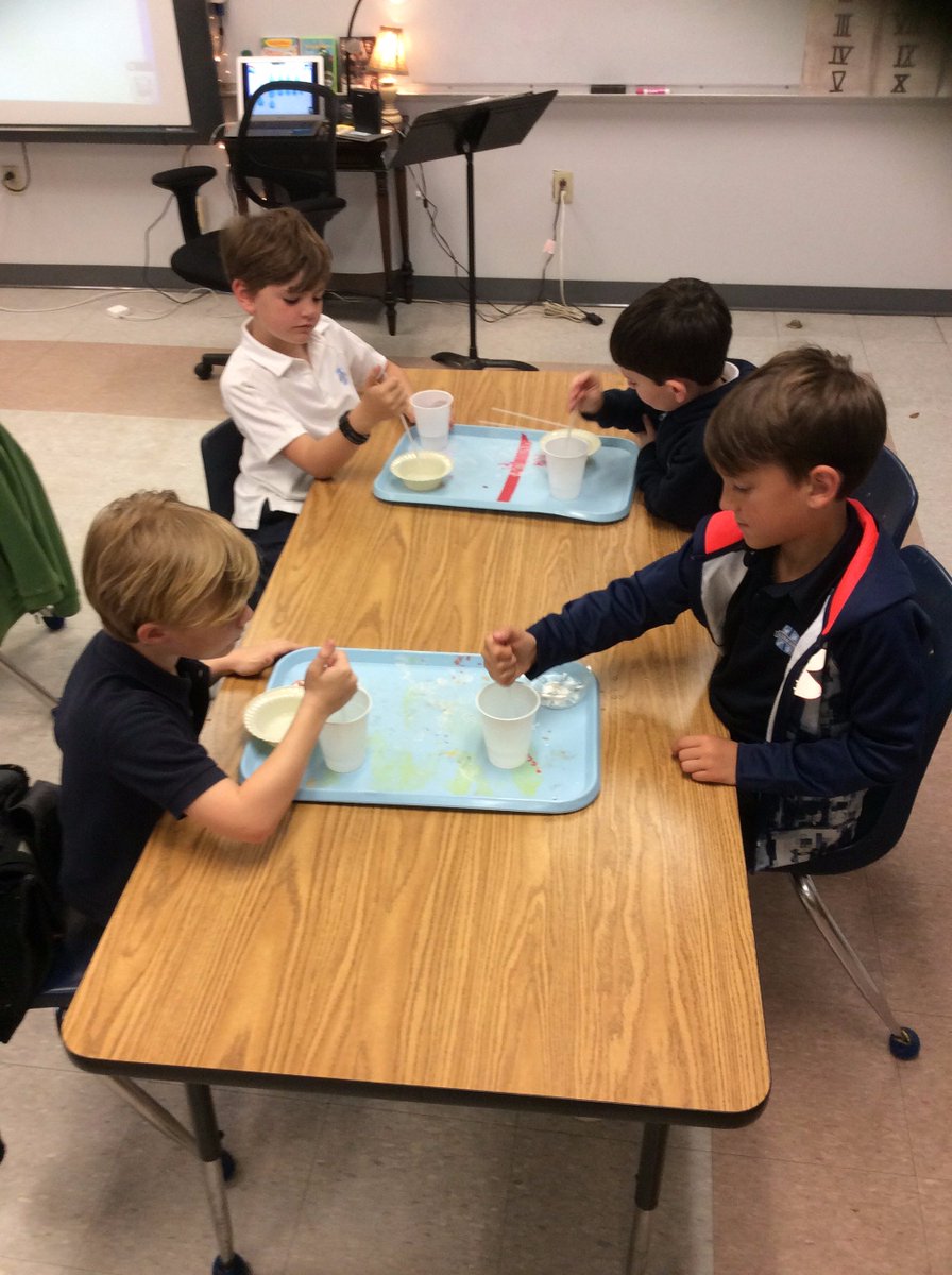 DTHeartsJesus's tweet photo. Jesus gives us Living Water,  John 4:13
Well building, water relays and word walls in LS CE!  @blue_gators  @BlueGators1st https://t.co/scS619NMSl