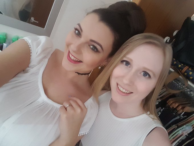 Lovely working this lady today! Now off to my next shoot in chelmsford 😀 https://t.co/Qq56OYyRqQ<a href="/tag/snapchat"class="tags"><span>#snapchat</span></a>