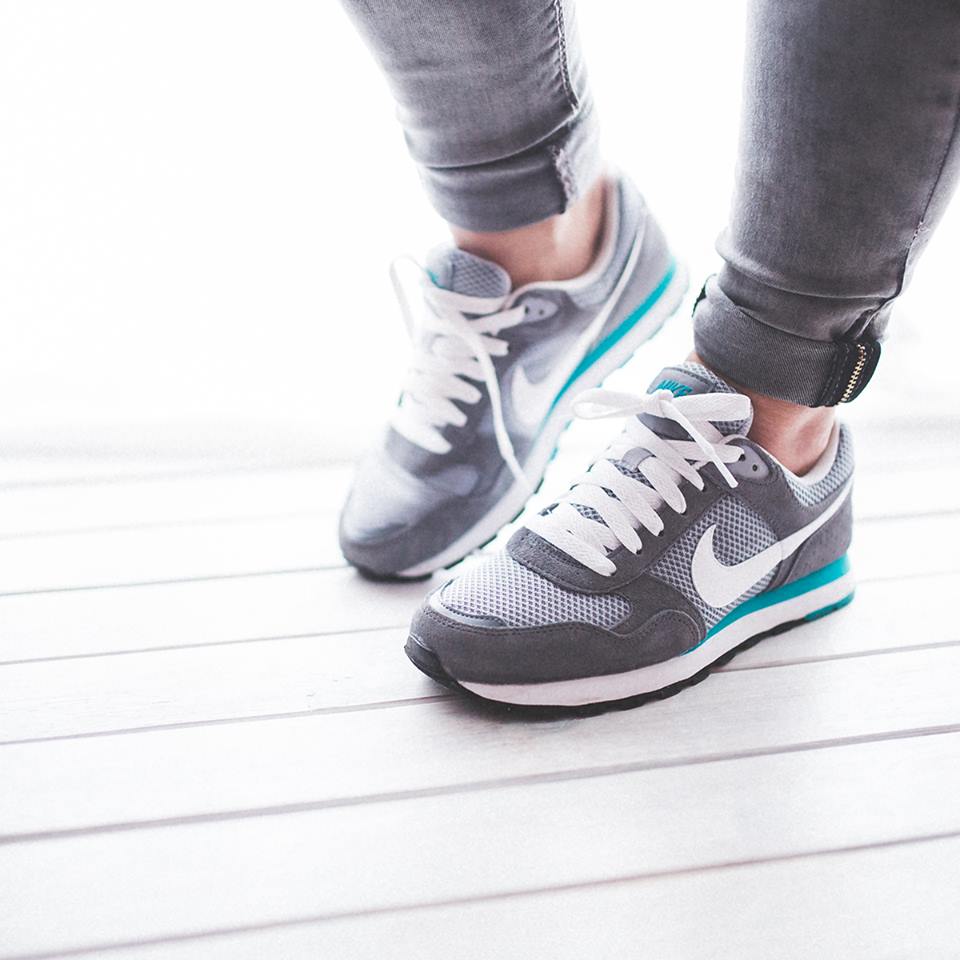 L'activité physique favorise la circulation, ce qui contribue à garder votre peau brillante et vibrante ! Comment aimez-vous rester actif?