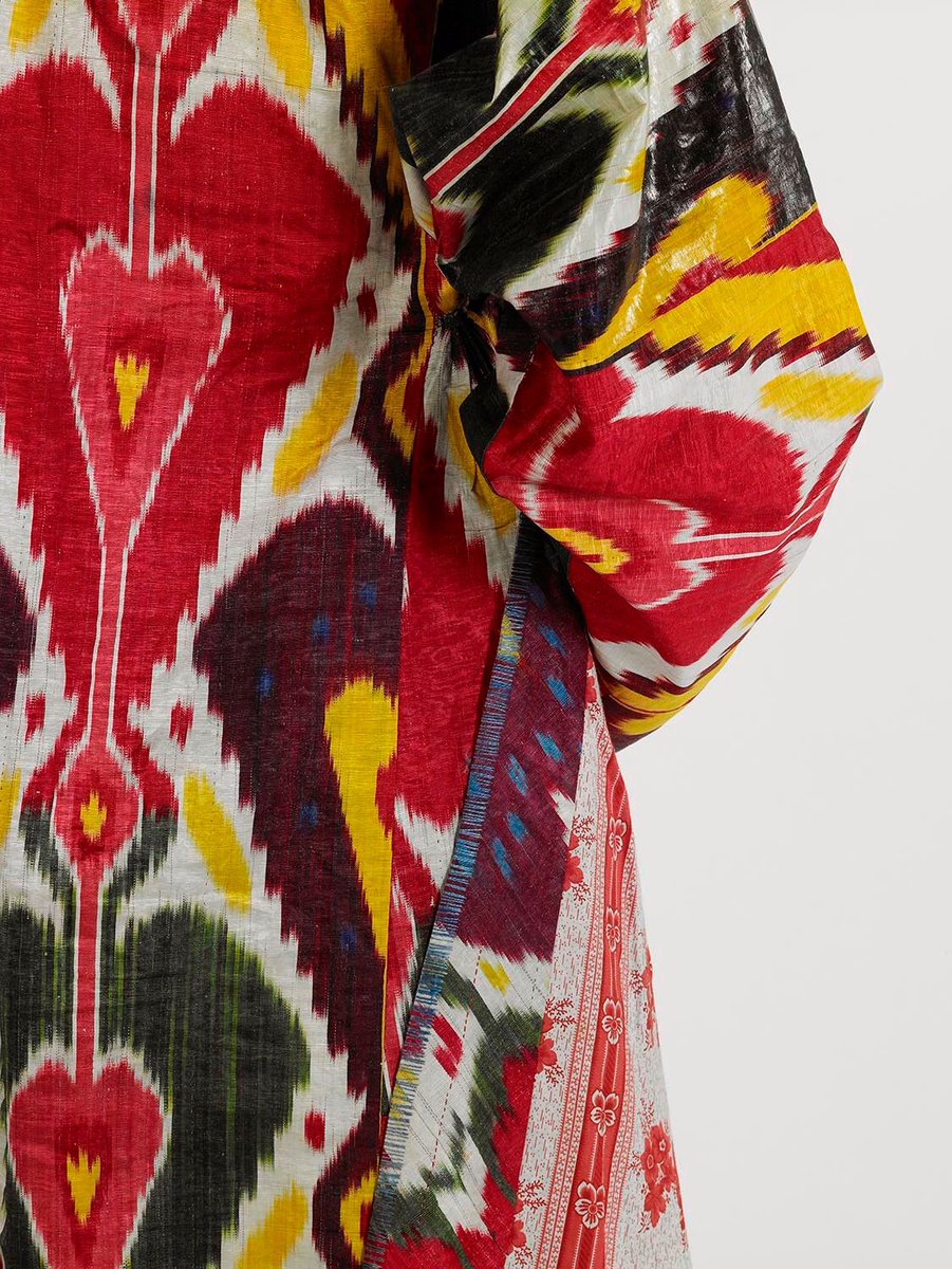 CraftHouston's tweet photo. Our neighbors @MFAH have a great exhibition of 19th-century Central Asian Ikats on view RN! https://t.co/8Ol5rb6u4S #ikatMFAH #CraftFriends https://t.co/fdEmJyedxM
