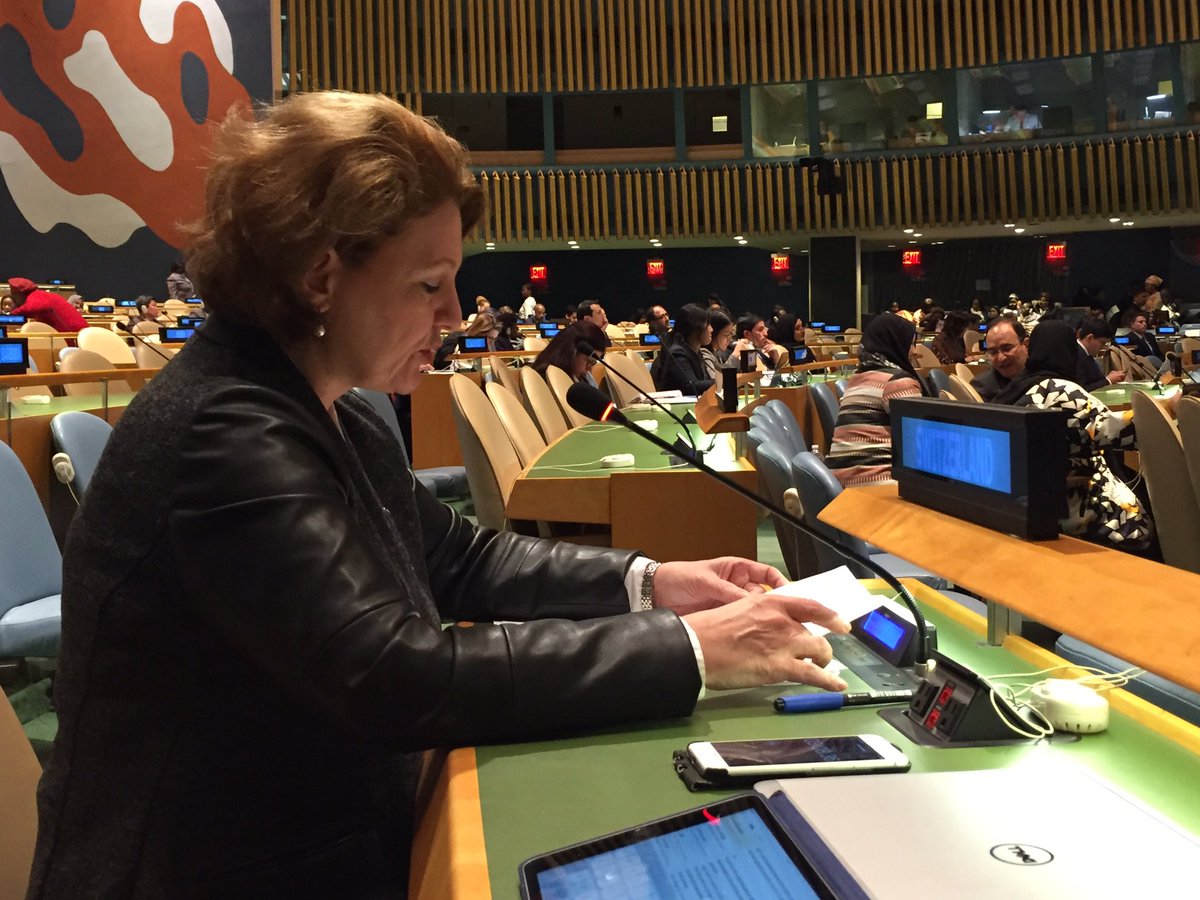 Beth Krasna tweet media