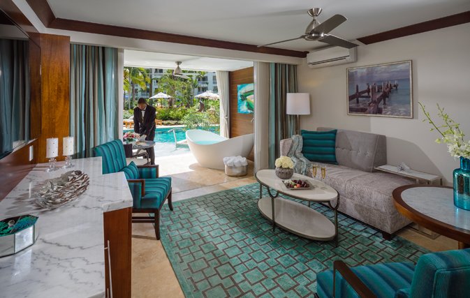 Lakeview_Travel's tweet photo. Sandals Resorts’ second property in Barbados, Sandals Royal Barbados, is now available to book for stays starting Dec. 20, 2017 https://t.co/A7UiNGBg1p