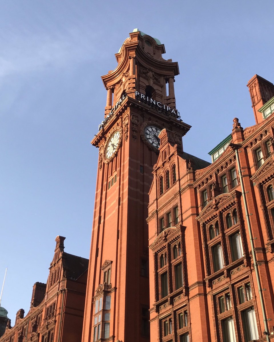 BeautifulMCR's tweet photo. A rare sunny day in Manchester yesterday @PrincipalManc ☀️

#manchester #mcr #welovemcr #visitmcr #beautifulmcr #beautifulmanchester https://t.co/CaRJWOUs2K