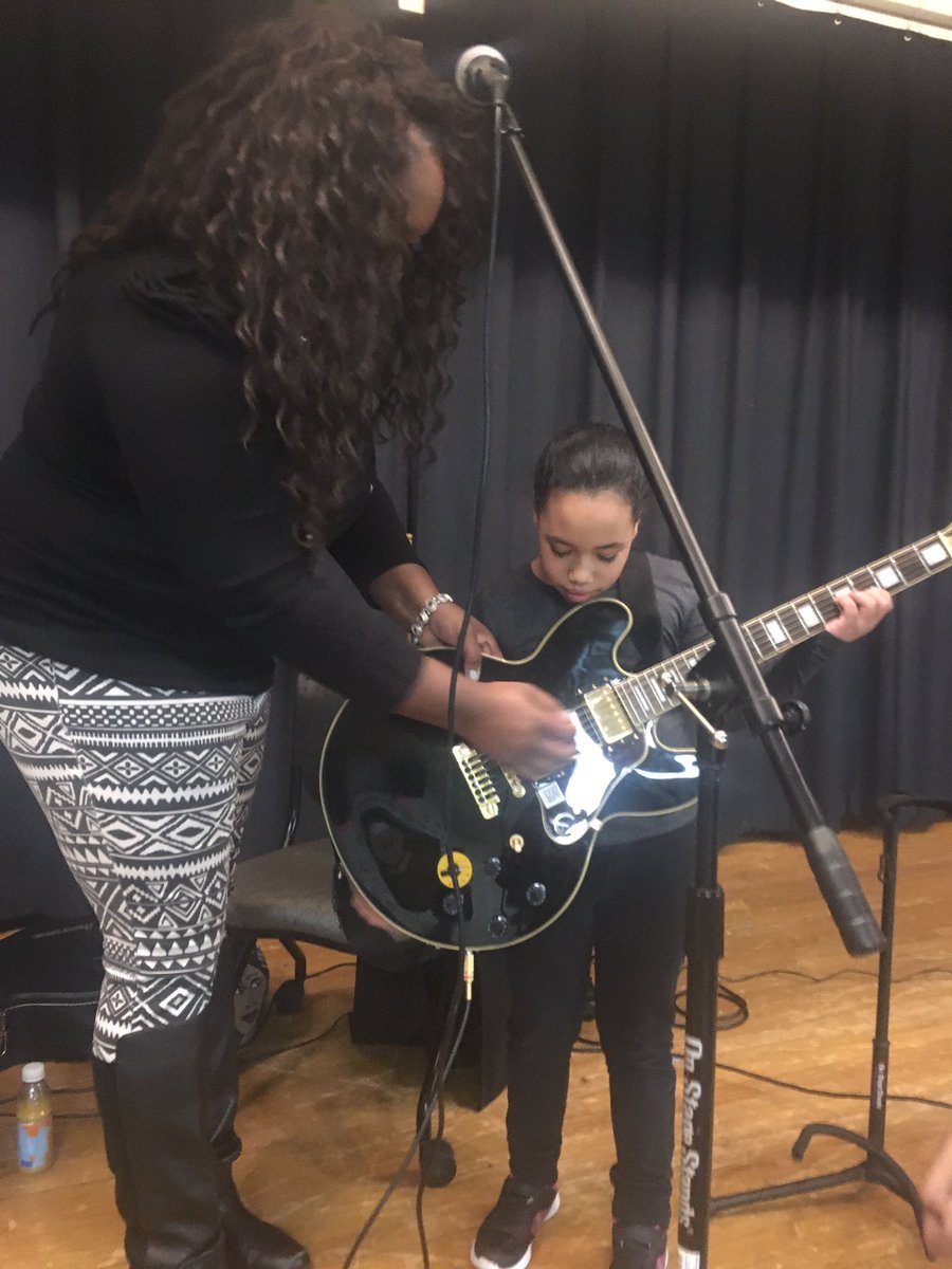 lonniebnelson's tweet photo. @SaLilWynette #teachingforward #LBNEcareerday thank you for the awesome presentation https://t.co/m3aDwUlGYX
