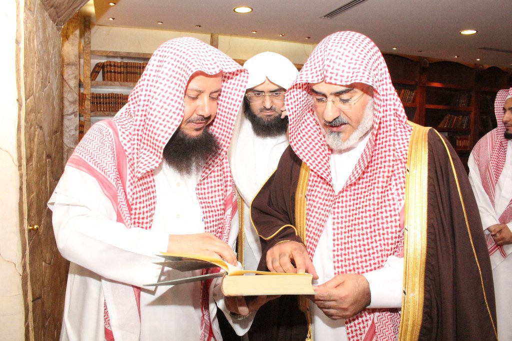 جانب من زيارة معالي الشيخ أ.د سليمان بن عبدالله أبا الخيل لمقر مؤسسة الدعوة الخيرية
#كبار_العلماء_في_ملتقى_الكتاب