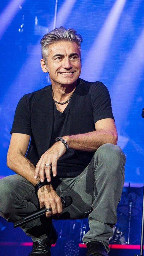 _attodifedeL7's tweet photo. #LucianoNoiTiAspettiamo 
FATE GIRARE L'HASHTAG <3
@ligabue https://t.co/EPI7VZKBDV