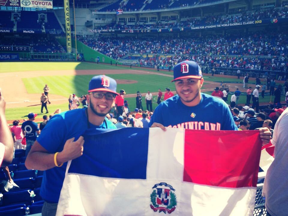 O_Animal's tweet photo. #TBT #WBC13 When DR 🇩🇴 beat those PR 🇵🇷 fucks here in Miami https://t.co/c9e386xEzI