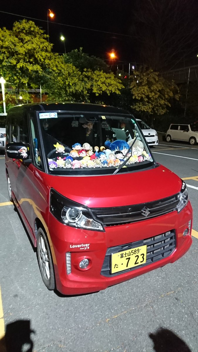 なっつん No Twitter スペーシア カスタム 赤黒ツートンカラー内装痛車に乗っており 3月末以降に痛車化します よろしくお願いします