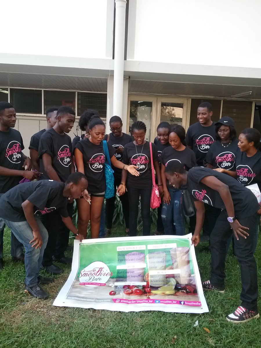 EasyOutings's tweet photo. Smoothies bar was there some
#EasyOutings #UGBSofficial #UGBSentrepreneurship2017 
#MESAweek https://t.co/H0VsbRGA7f