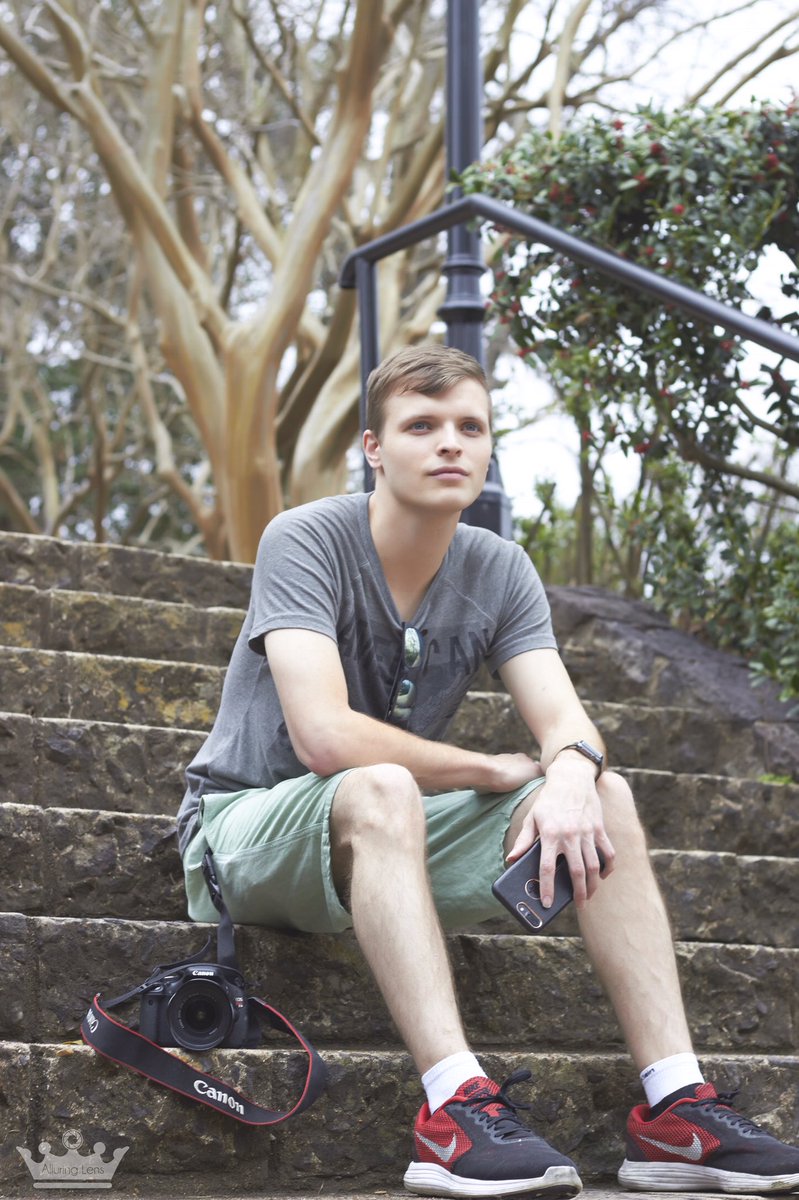 AlluringLens's tweet image. 