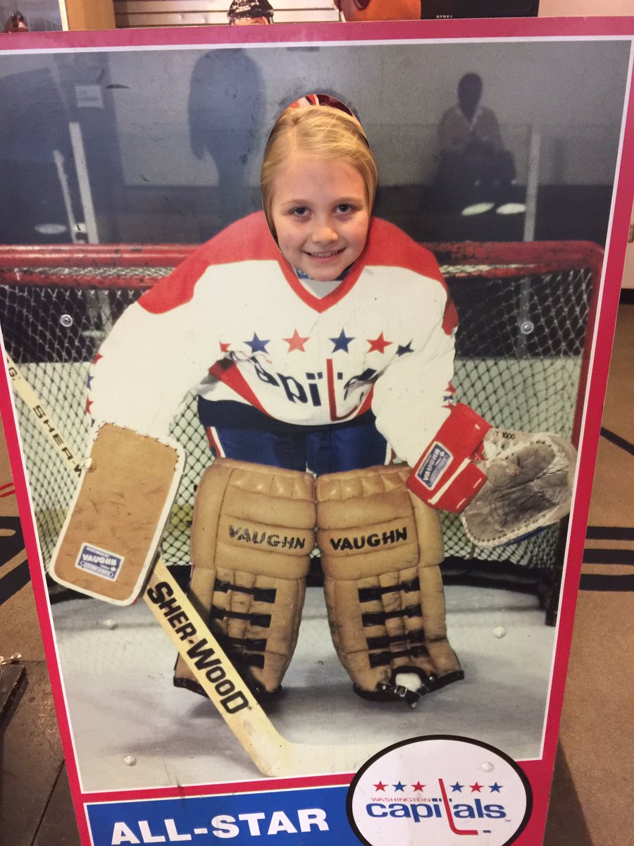 MrsFlyntATS's tweet photo. ATS 2nd graders are CAPS fans-went to watch a Washington Capitals practice today!  GO CAPS!  @MrsFlyntATS @APS_ATS @ATS2ndGrade https://t.co/pufJcJsLqN