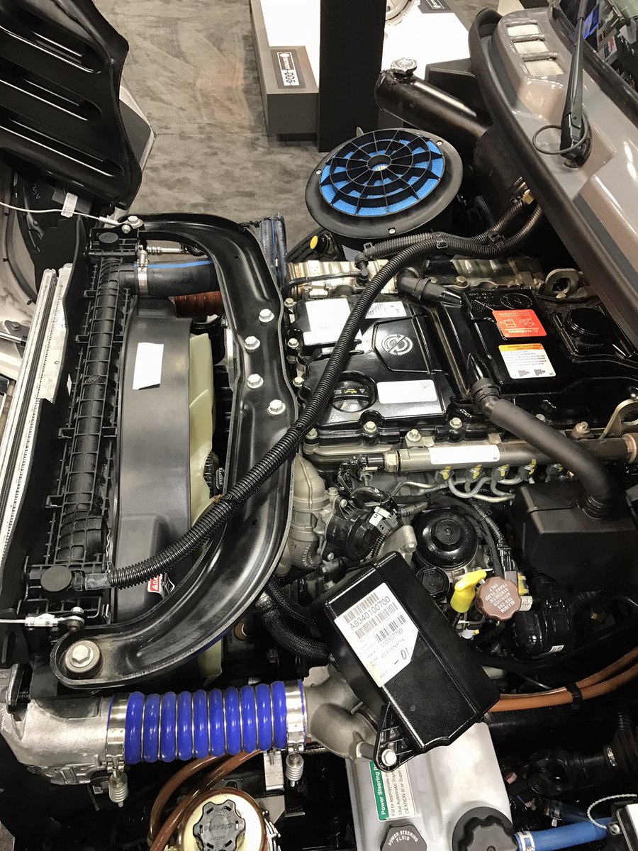 freightliner's tweet image. The @WorkTruckShow is getting a look at what it takes to be #DrivenByTheBest with the @DemandDetroit DD5-powered #M2106.