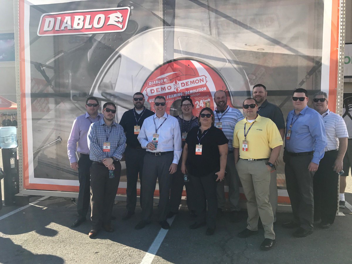 whipplenh's tweet photo. #D237 SMM group picture! @BrianKinneyTHD @nh_carpenter @KellyMa06930601 @THD_3488 @THD_4502 @THD_WillistonVT @HomeDepotWLeb @HomeDepot3408 https://t.co/y5le1D3Prr