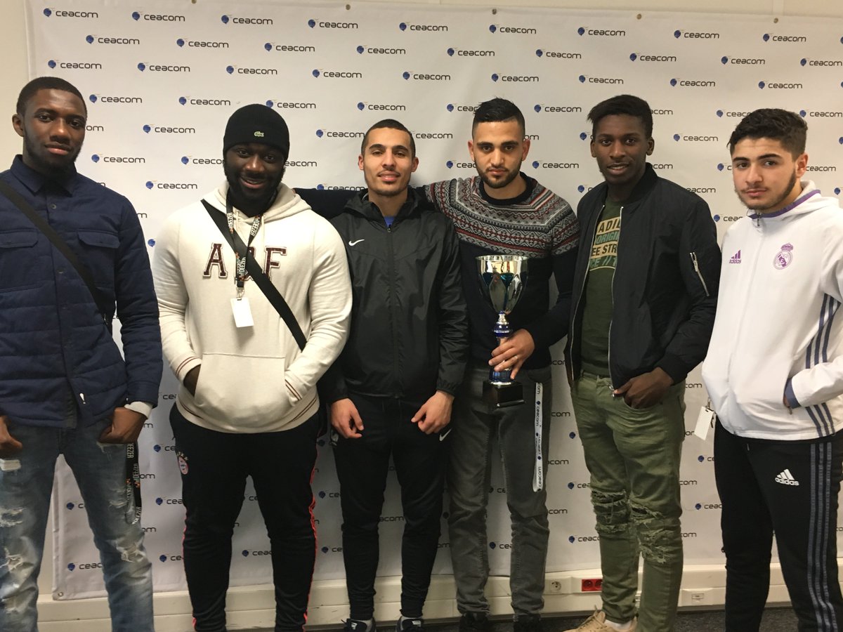 CeacomLeHavre's tweet photo. Retour triomphal #InCeacom du #CeacomFootballClub avec la #WorkingCup! Pour un défi #SportEntreprise prenez contact #LH #Futsal #CeacomSport https://t.co/fR1QPbOZS6