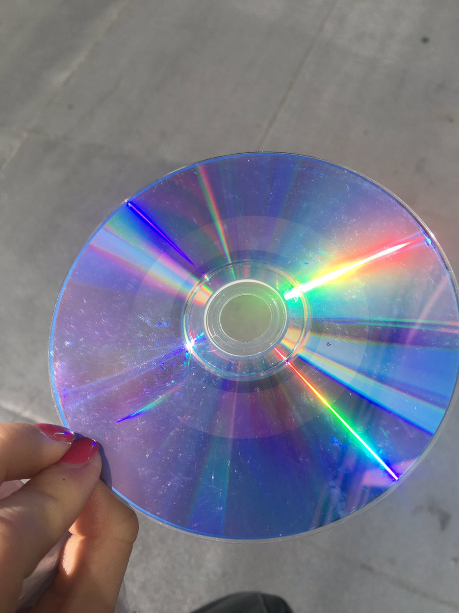 chrissyfarr's tweet photo. I write so much about the future of medicine. But sanity check. In 2017, here's how I'm transporting my health data. https://t.co/JC3v5xQAlw