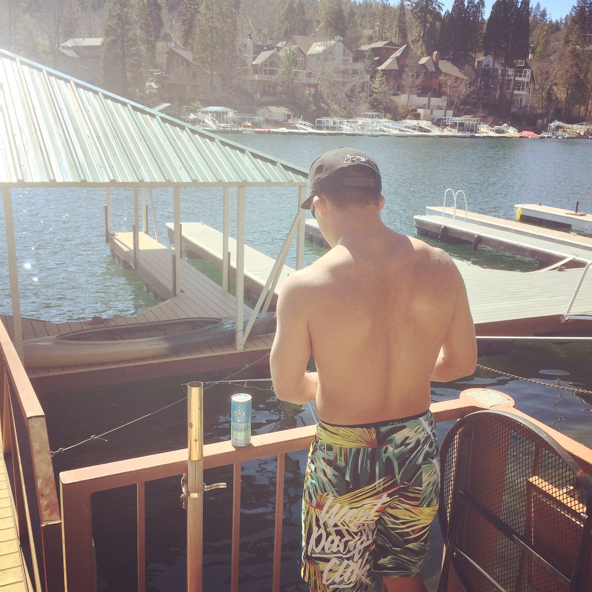 MateBros's tweet photo. 🐟 🐟 🐠🐠 #AwakenTheVibe #fish #lake #spring #fishing #yerbmate #naturalenergy #chill #tea #goodvibes #adventure https://t.co/UkImFKuKaQ