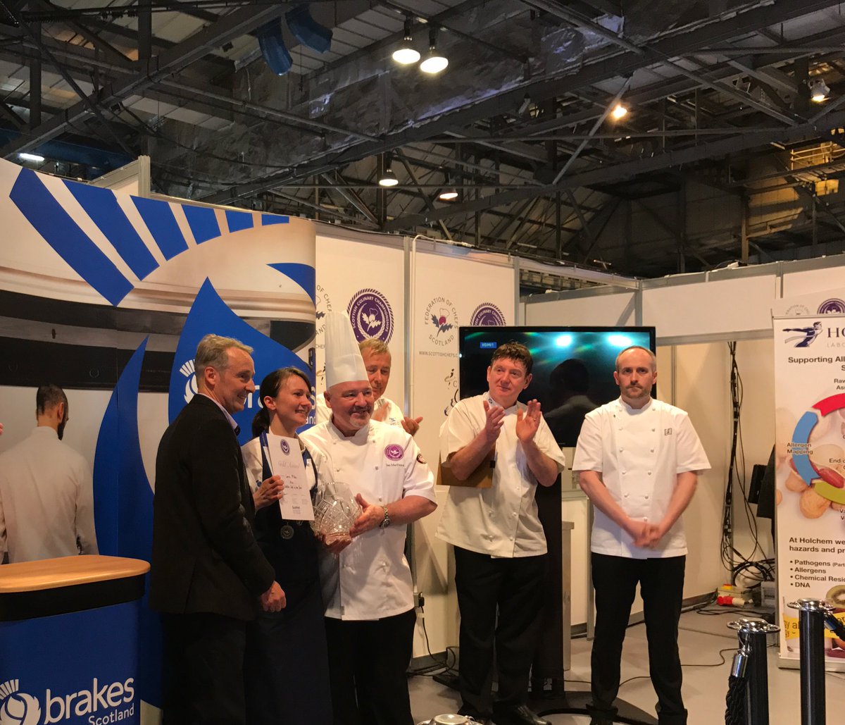 ScotHot_'s tweet photo. Congratulations to Lorna Mcnee who is the Scottish Chef OTY 2017 and Gold Award winner! @scottishchefs #ScotHot17 https://t.co/t07YCNLyi9