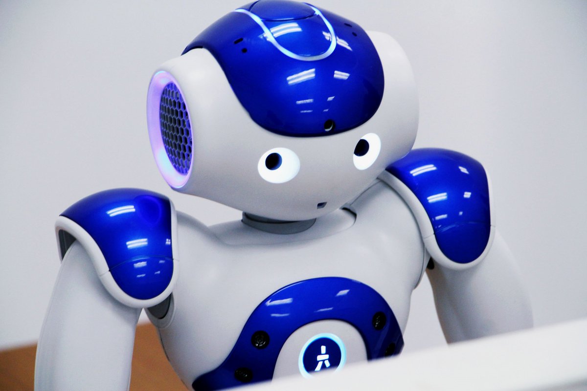 KimberleeRoggen's tweet photo. Teaching robots how to trust

https://t.co/YGarVsNhNL https://t.co/mNjaoXmliU