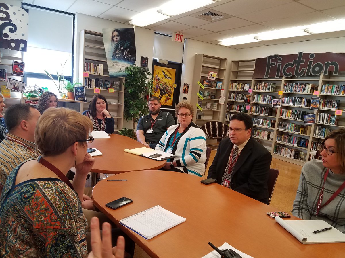 joannacarroll96's tweet photo. Thank you @PCHSDragons for visiting today! It is always great to connect with other districts! #princespride #FutureReady326 https://t.co/dip6nfCbIJ