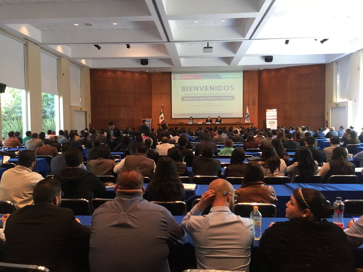 JuridicoPAN's tweet photo. ¡Arrancamos con casa llena nuestro Seminario de Actualización de Derecho Electoral y Penal! #SePuede https://t.co/LjdMewF725