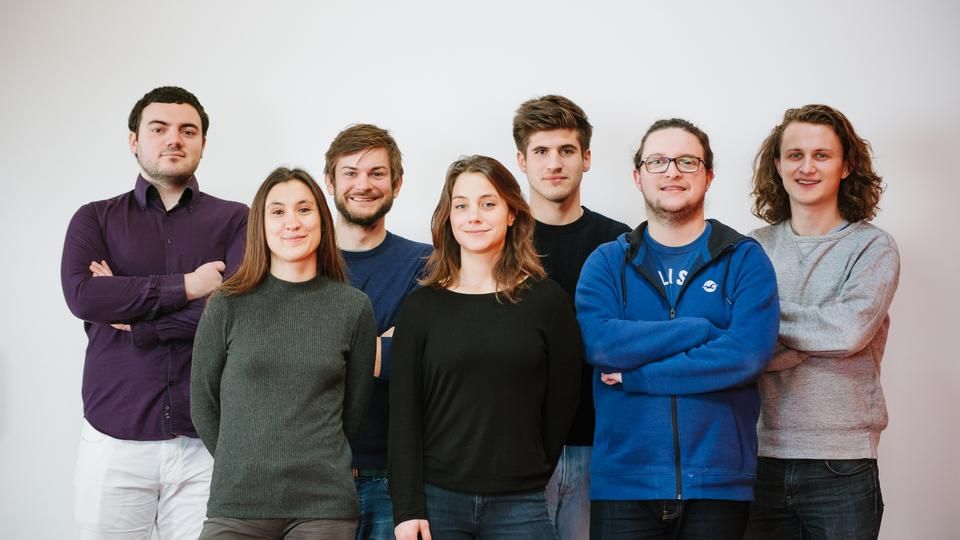 hivyapp's tweet image. &quot;Y Combinator : 5 start-up de la French Tech ont intégré l&apos;accélérateur !&quot;🐔🇫🇷  #FrenchTech hubs.ly/H06Kr640 by @LesEchos