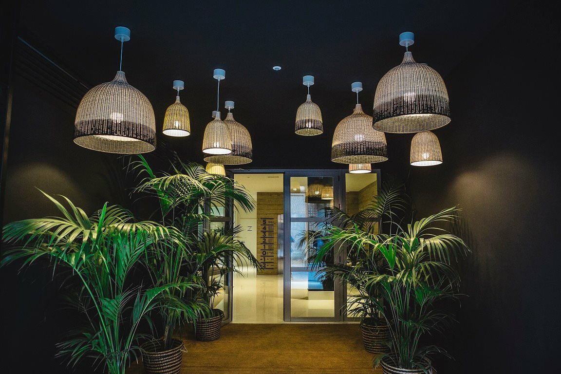 El secreto de la felicidad no es casarse o tener un hijo, sino viajar 😉✈️⛵️🛵🚗Reserva 👉🏻 palaciohomes.es 
O en el 📞 0034 673 138 760