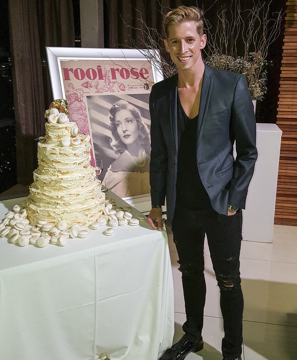 All suited up and somewhere to go! 😎

Baie geluk Rooi Rose met julle 75ste verjaarsdag! Baie spesiaal om dit saam met julle te kan vier.