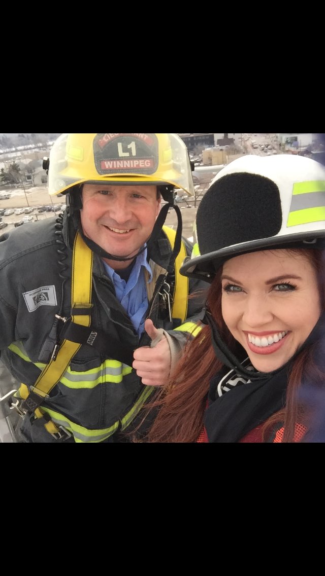 TerriApostleCTV's tweet photo. Ring the bell 🔔 to fill the boot! @UFFW867 is collecting cash for #musculardystrophy zip down to the Village to donate https://t.co/cN2zDEKf0F