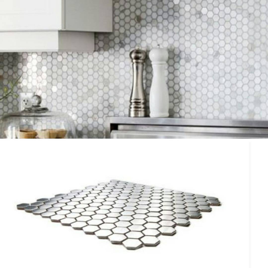 RoyalDecorSteel's tweet photo. Hexagon Stainless Steel Mosaic Tile.
#torontointeriordesigner #mosaictiles #stainlesssteel #gtakitchens #torontokitchens #kitchenrenovation https://t.co/WKVo4wNdPU