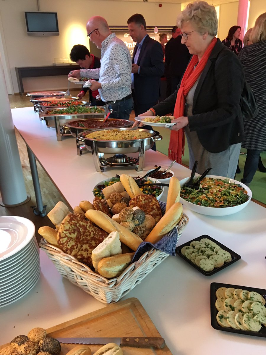 NijmeegsMariken's tweet image. Bedankt @Reinders_Tweets voor de heerlijke afsluiting. Het was een gezellige dag met de  #skor en @oporivierenland-directeuren.