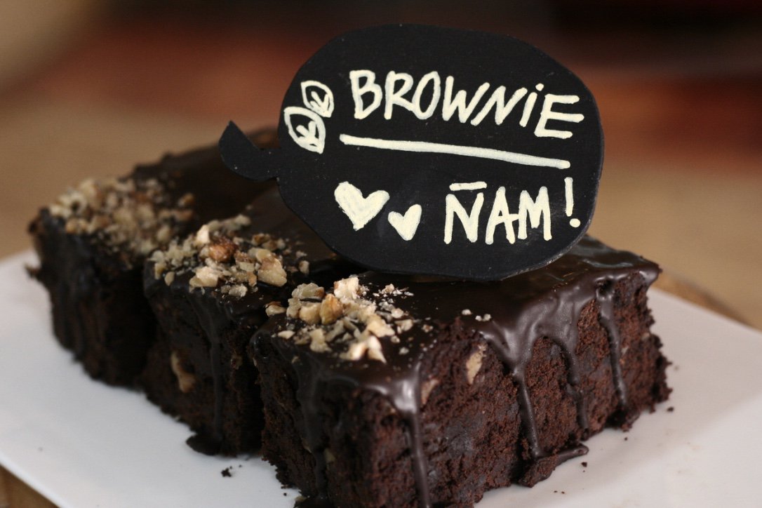 viveg's tweet image. brownie brownie brownie , receta mejorada, más chocolate , más grande , más ricooo. #vegan #viveg