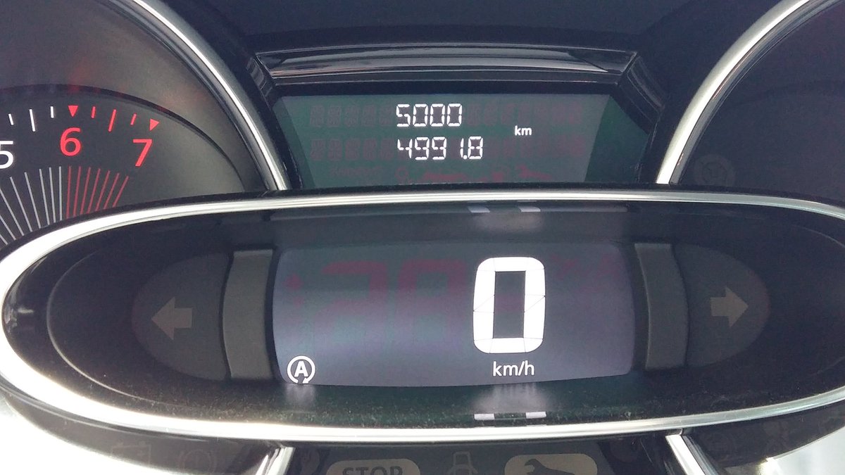 CarolDGD's tweet photo. Este Clio se me hace mayor! https://t.co/FNrho9Wz6K