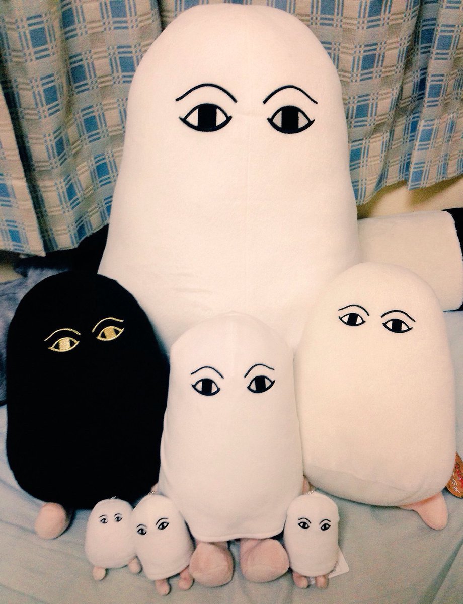 斉藤みか 全然終わる見込みがない作業を抜け出して神々の記を見た 今日はみんな出てきて良かった メジェド 様は基本立って寝るのですか かわいすぎます 早く東京駅行って駅長メジェド様グッズ買いたい